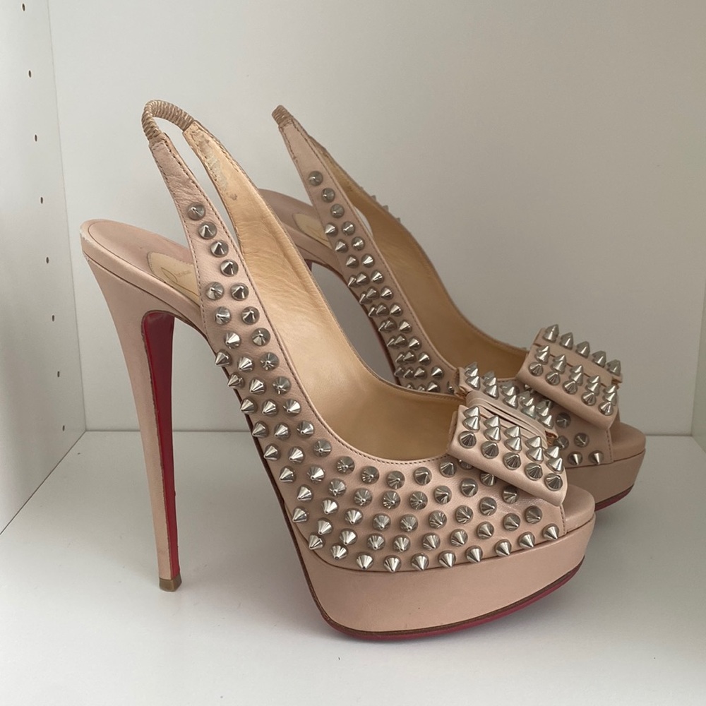 Christian Louboutin Clou Noeud Nude 150 38.5